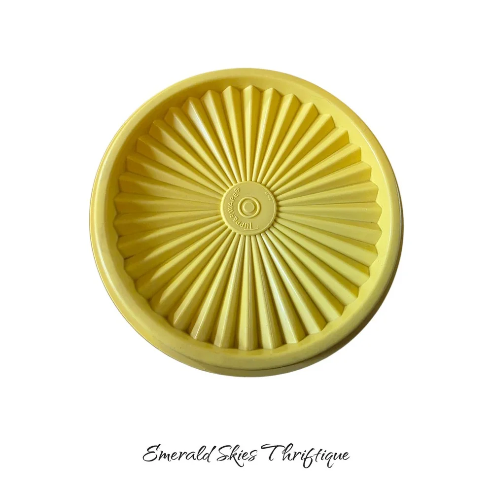 Tupperware vintage servalier